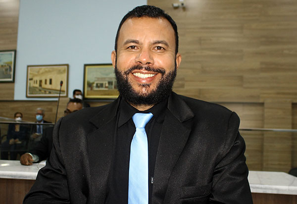 Vereador Beto Bonelly apresenta projeto que visa impedir nomeação de ficha suja em cargos no executivo e legislativo