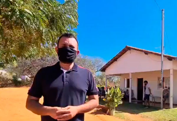 Brumado: Beto Bonelly faz equerimento pedindo à Embasa que forneça água a família na Fazenda Retiro