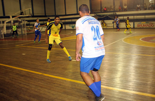 Big Lanches vence o Pequeno Craque no primeiro jogo da semifinal do Campeonato Brumadense de Futsal