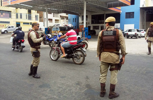 Brumado: Polícia Militar intensifica ações com Blitze pela cidade