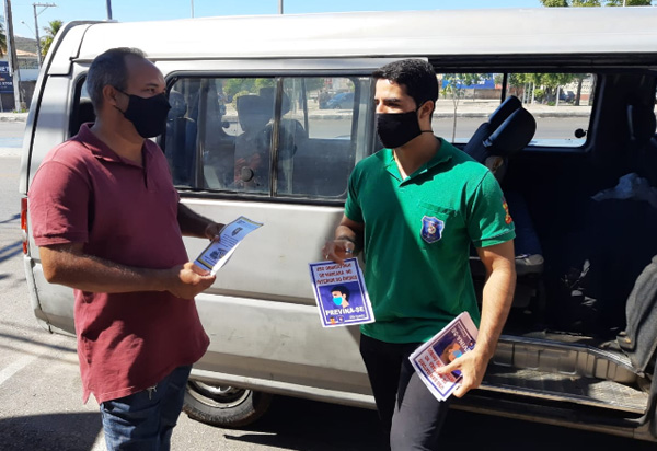 Foi realizado em Brumado 'Blitz Educativa' com os motoristas do transporte de passageiros