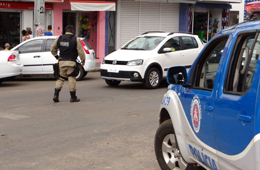 Brumado: Polícia Militar realiza blitz antes do jogo do Brasil