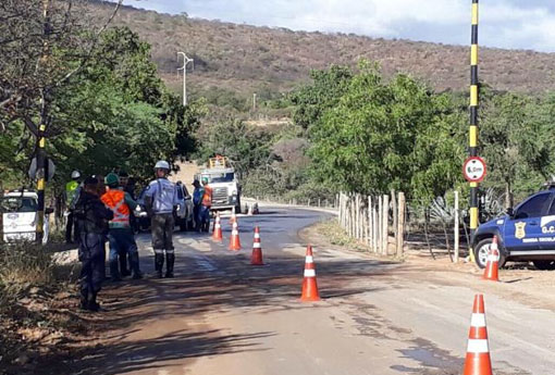 Brumado: SMTT participa de abordagens educativas nas vias de acesso ao Parque Eólico