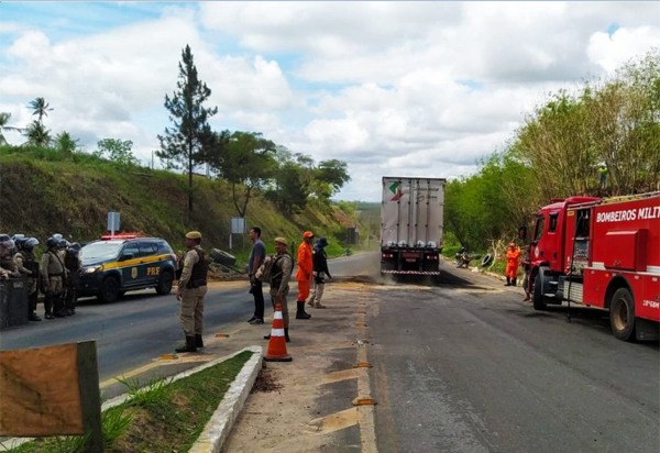 PRF diz que não há bloqueios ou interdições na Bahia