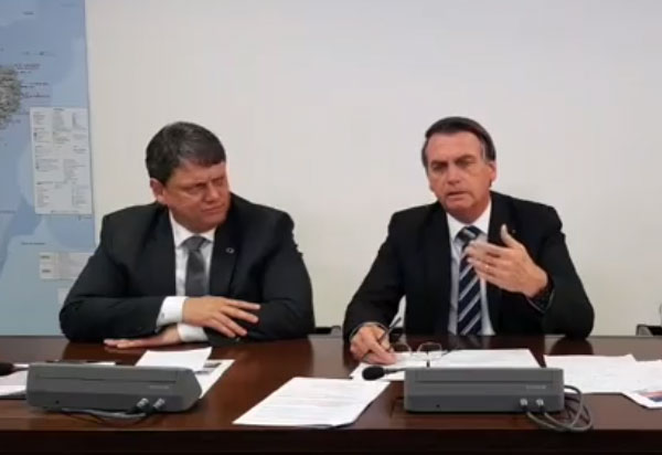 Bolsonaro diz que 'Dinheiro é do povo, não meu, nem de Rui Costa' sobre o novo Aeroporto de Conquista