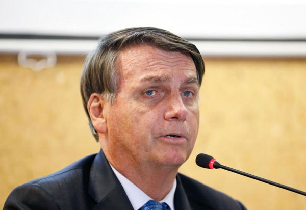 Covid-19: Presidente Jair Bolsonaro diz que vacinação não vai ser obrigatória e ponto final