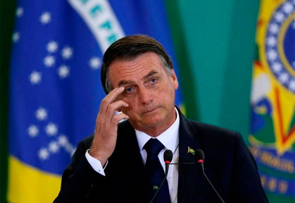 Ministra do STF mantém inquérito contra Bolsonaro, no caso Covaxin