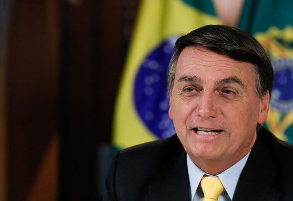 Bolsonaro anuncia revogação de decreto sobre o SUS