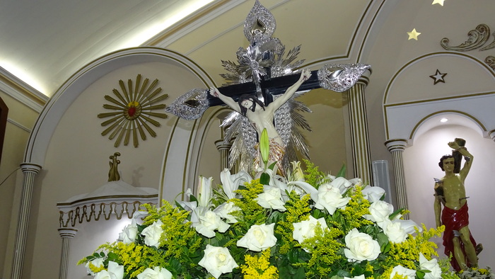 Comunidade católica de Brumado rende louvores ao seu padroeiro Bom Jesus