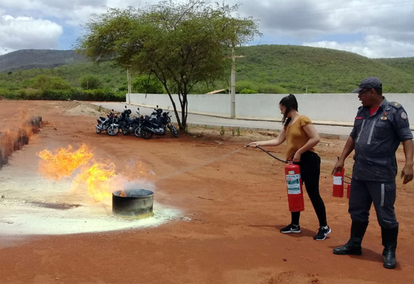 Brumado: Funcionários  do SAC foram capacitados para primeiros socorros e combate à incêndio