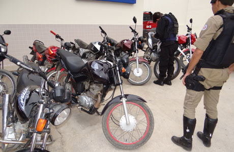 Brumado: Polícia Civil e Militar detém funcionários do Detran na operação BR-030