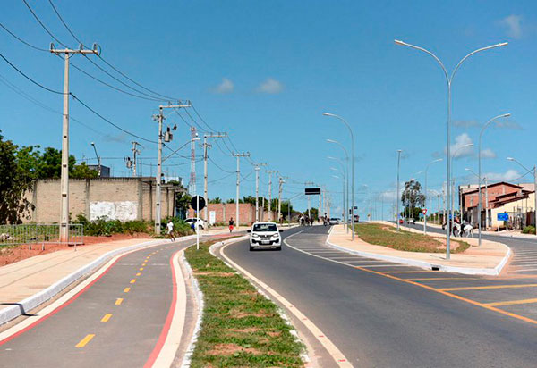 Bolsonaro inaugura novo trecho da BR-135 no Oeste da Bahia