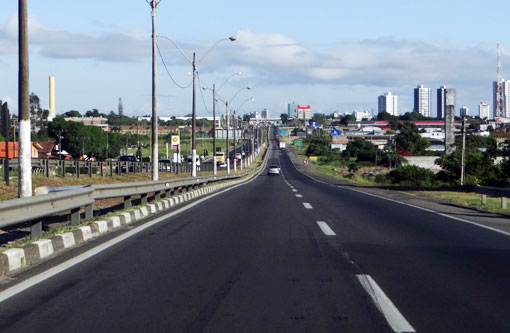 Deputado José Rocha quer sinal de celular em todas rodovias federais  