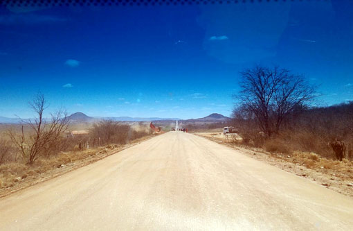 BR-030: Seguem aceleradas as obras  no trecho entre Brumado e Sussuarana 