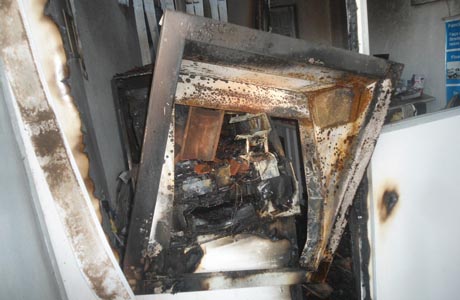 BOM JESUS DA SERRA: BANDIDOS EXPLODEM BRADESCO