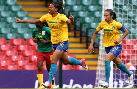 LONDRES: FUTEBOL FEMININO ESTRÉIA COM VITÓRIA