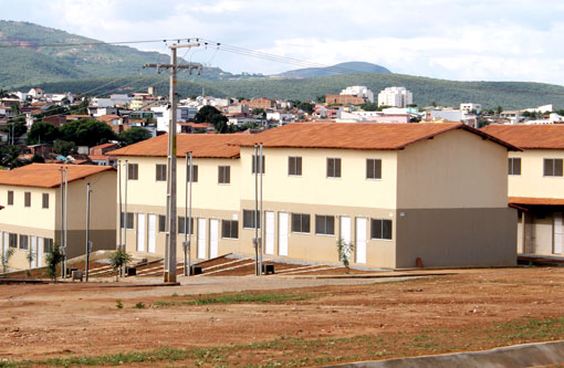 Brumado: Construtora diz que entrega das casas dos Brisas 1 e 2 depende da autorização da Embasa