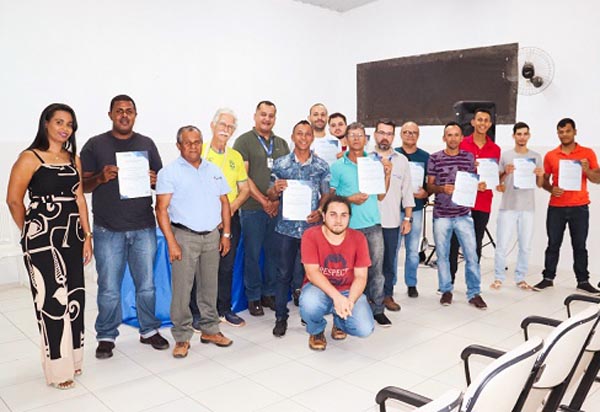 Brumado: Senai entrega diplomas aos alunos concluintes do curso de Refrigeração e Climatização 