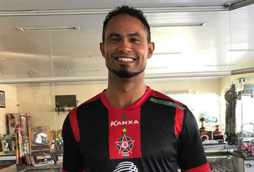 Boa Esporte perde patrocínios após contratar goleiro Bruno; página do clube é invadida