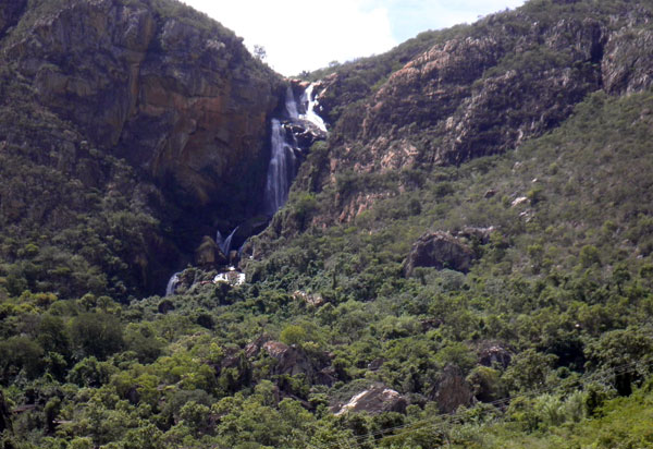 Em nota enviada ao Agora Sudoeste, Embasa esclarece qualidade da água distribuída em Livramento