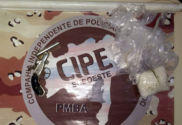 Caesg apreende arma de fogo e drogas na zona rural de Paramirim