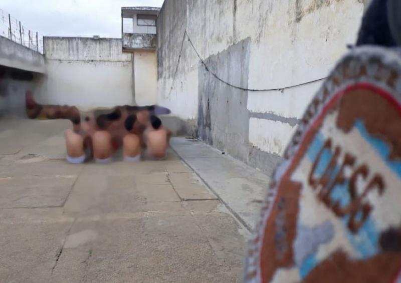 Vitória da Conquista: CAESG realiza vistoria em celas de presídio, apreende drogas e outros objetos 