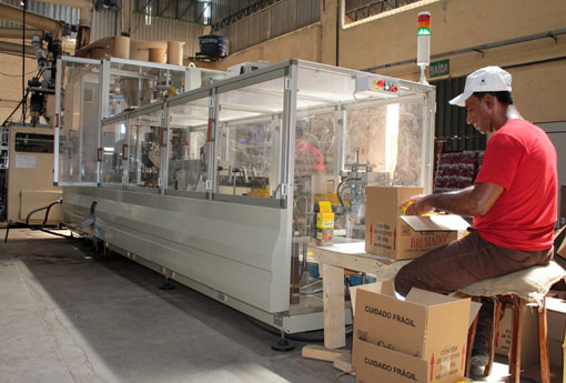 Café Brumado: máquina italiana de empacotamento de café a vácuo permite maior qualidade do produto