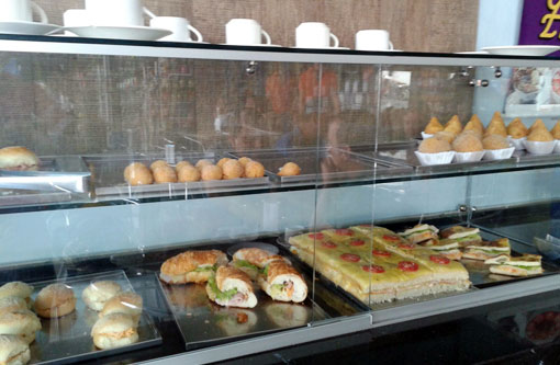 Padaria Pérola: Comece o dia com um delicioso café da manhã