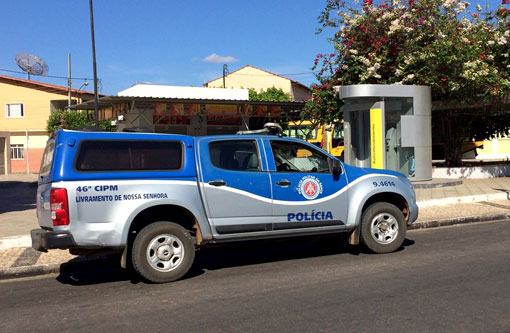 Livramento: Bandidos tentam explodir caixa eletrônico do Banco do Brasil