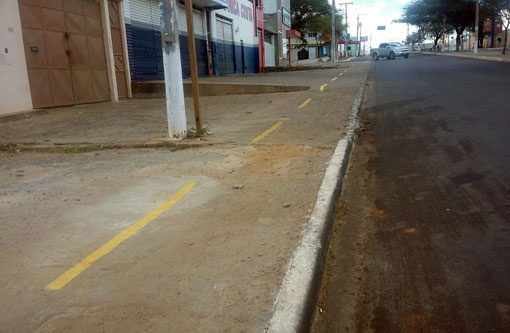 Brumado: SMTT regulariza estacionamento na Avenida Centenário