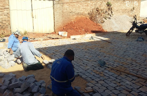 Brumado: Moradores do Bairro Santa Tereza reclamam de pavimentação sem esgotamento