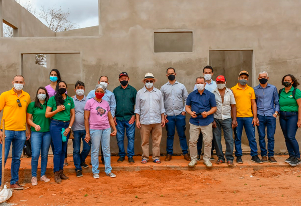 Agricultoras de Caculé melhoram a produção com apoio de assistência técnica e extensão rural