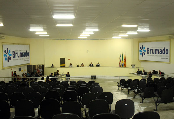 Saúde e Infraestrutura mobilizaram embates entre situação e oposição no Legislativo de Brumado