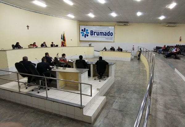 Requerimento 05/2020, de autoria do vereador Zé Carlos de Jonas, apesar das grandes controvérsias, é aprovado por unanimidade