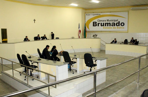Brumado: Câmara de Vereadores aprova PL que autoriza prefeito a contratar operação de crédito junto à Caixa