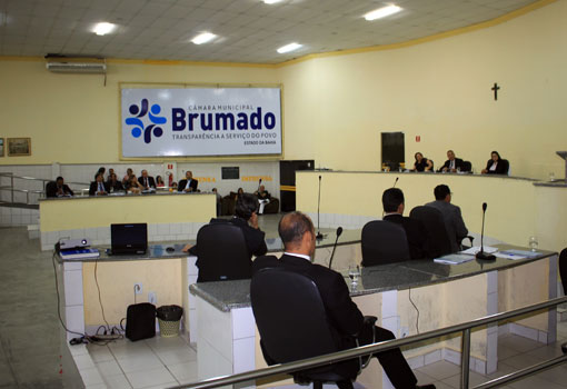 Brumado: prefeito sanciona lei que dispõe sobre a filiação do Legislativo  à União das Câmaras e Vereadores do Estado da Bahia