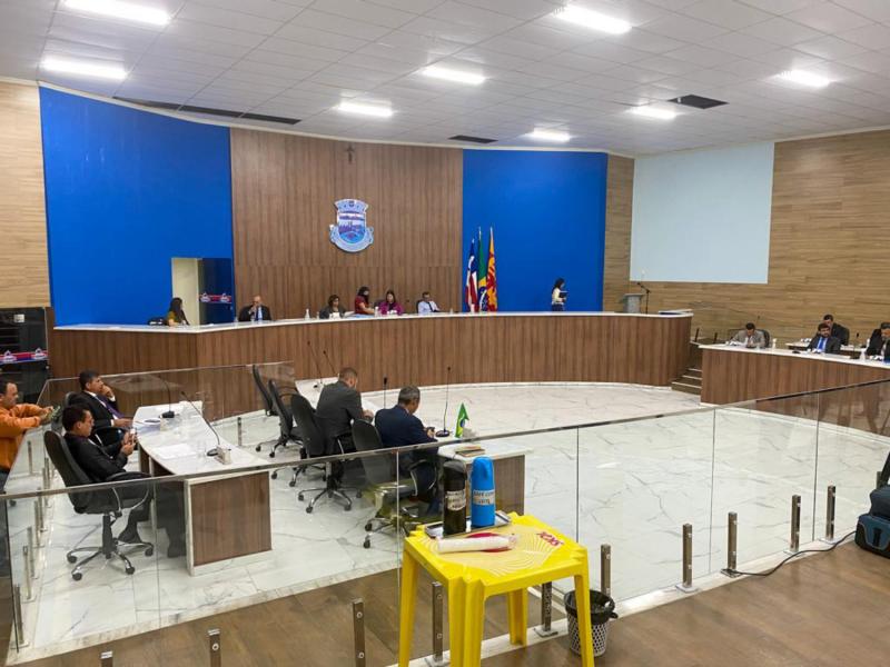 Câmara de Vereadores de Brumado derruba 10 vetos do Prefeito Eduardo Vasconcelos 