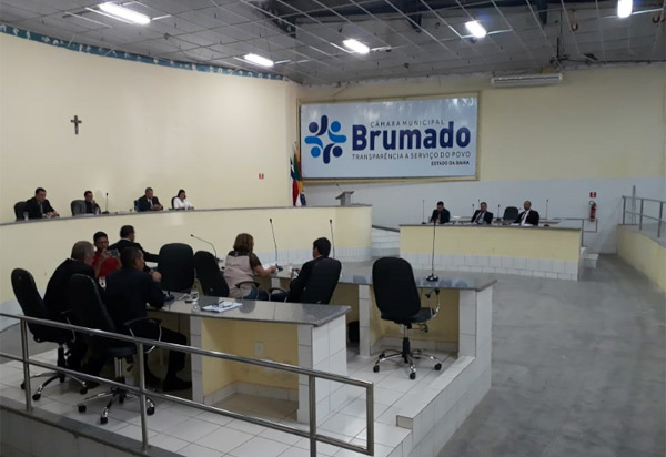 Brumado: devido a feriados dos dias 02 e 15 de novembro, sessões do legislativo serão antecipadas