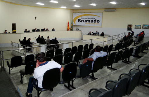 Câmara de Vereadores de Brumado realiza duas sessões extraordinárias