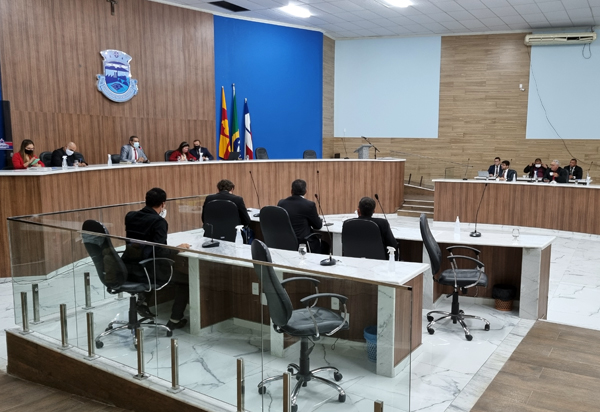 33ª Sessão Ordinária da Câmara Municipal de Vereadores de Brumado aconteceu nesta segunda-feira (3/10)