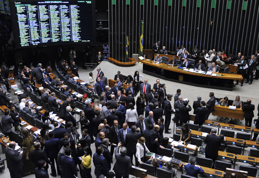Câmara dos Deputados começa a analisar nesta semana segunda denúncia contra Temer