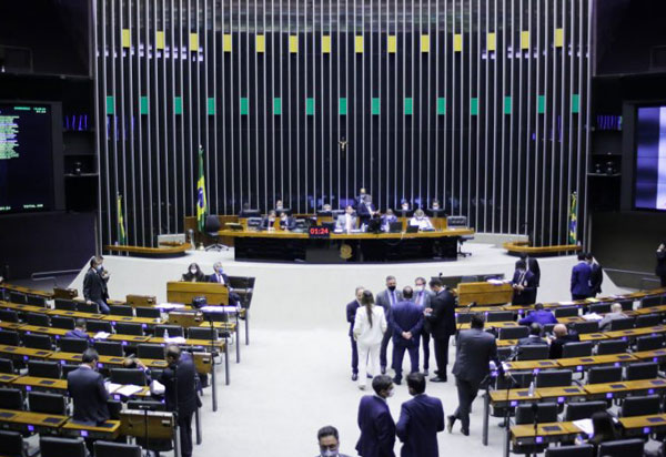 Câmara dos Deputados aprova texto-base de projeto que legaliza bingos e cassinos