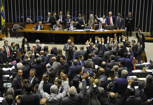 Câmara aprova criação de fundo público de financiamento de campanhas