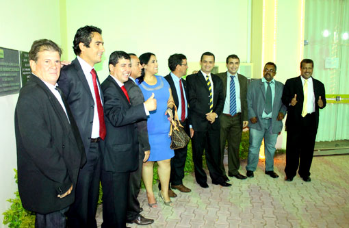 Iluminação natalina da Câmara de vereadores de Brumado é inaugurada