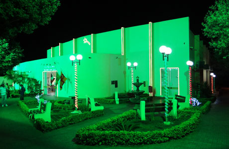Brumado: Inaugurada iluminação de Natal da Câmara de Vereadores