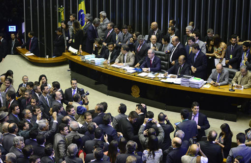 Chapa da oposição é eleita para comissão do impeachment