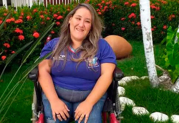 Brumado: Alunos do CEEP se unem para adquirir cadeira elétrica para a estudante Camila Vitória