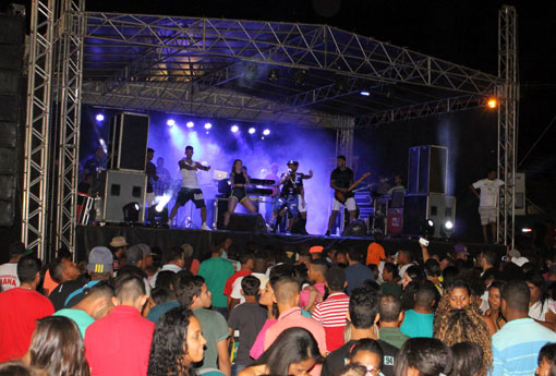 'Caminhada Passos que Salvam' reuniu brumadense na luta contra  Câncer Infantojuvenil