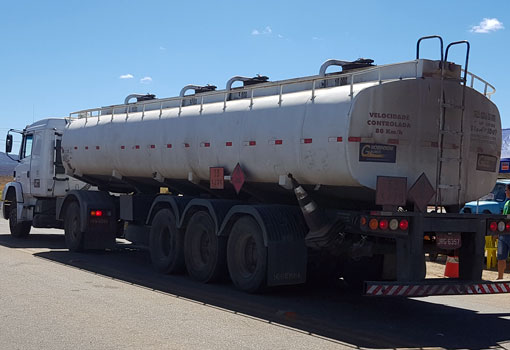 Governo reduz verba para projetos sociais para viabilizar diesel mais barato