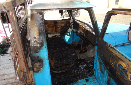 Brumado: Caminhonete foi incendiada próximo à Câmara